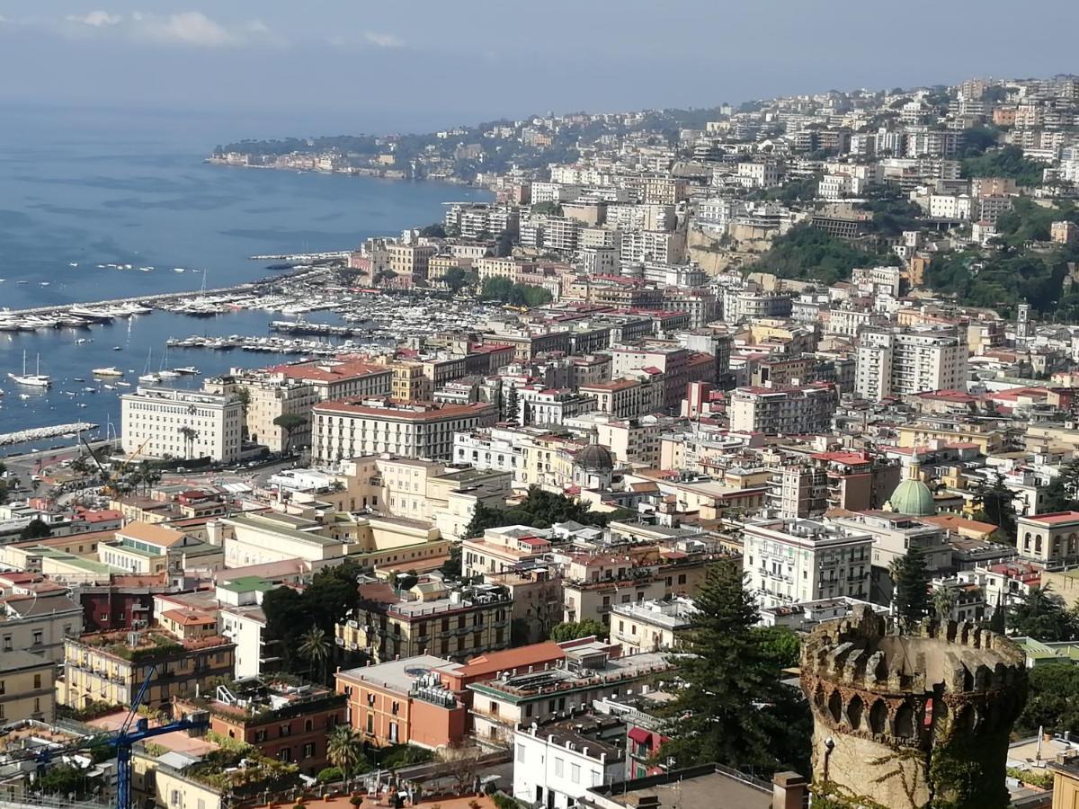 B&B Casa Malu Napoli Bagian luar foto